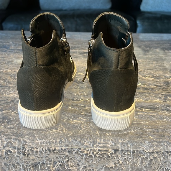 Steve Madden wedge Camo ankle boots - Picture 4 of 9